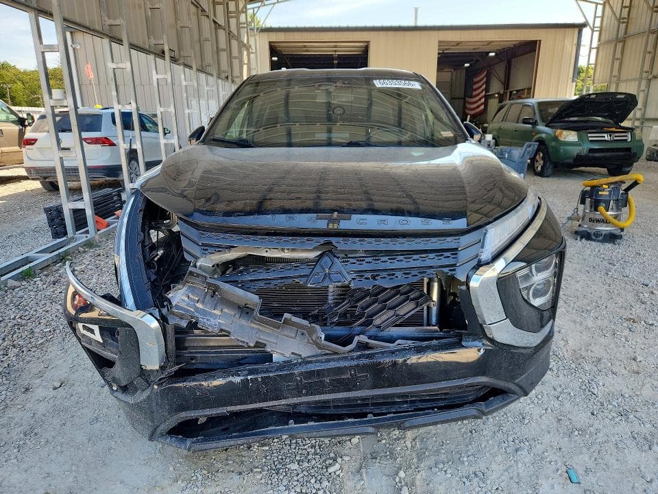 2022 MITSUBISHI ECLIPSE CROSS SE 5