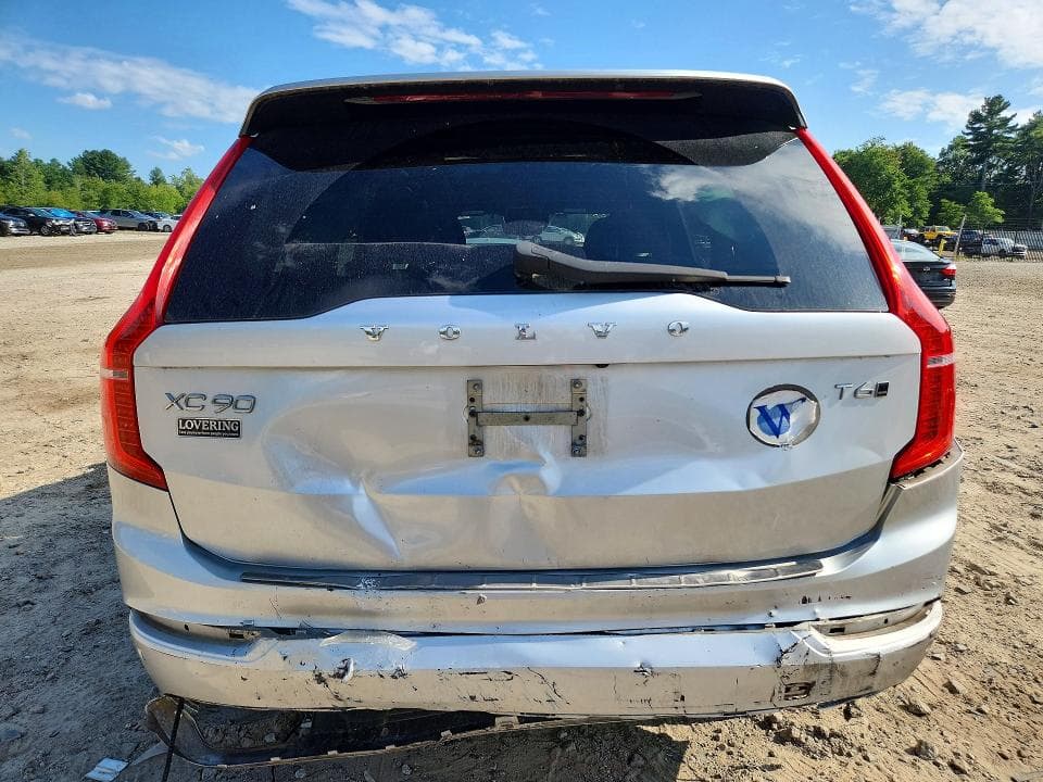 2018 VOLVO XC90 T6 6