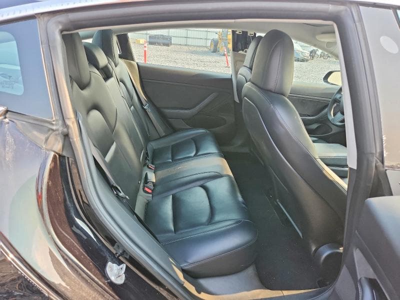 2018 TESLA MODEL 3 10