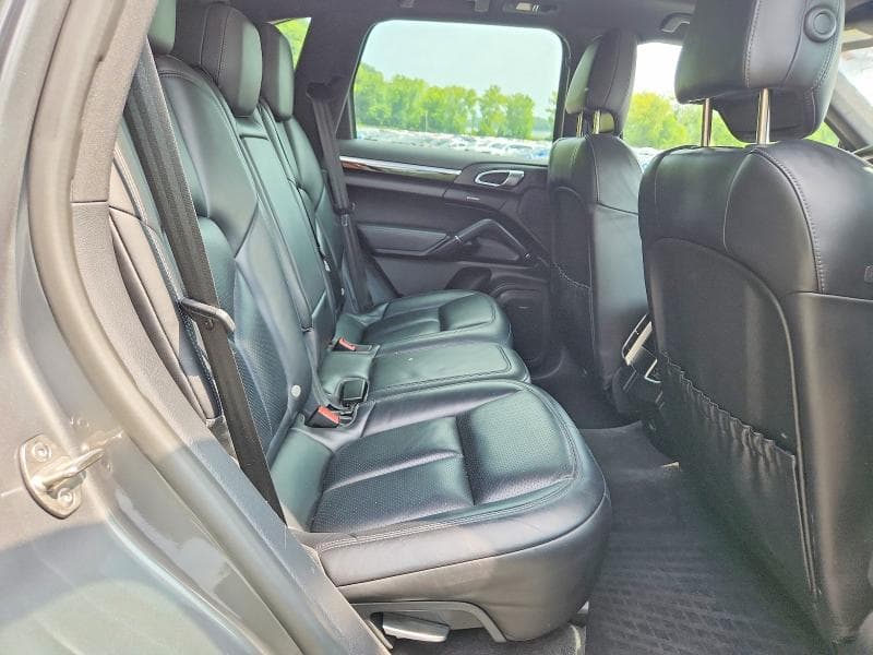 2017 PORSCHE CAYENNE 11