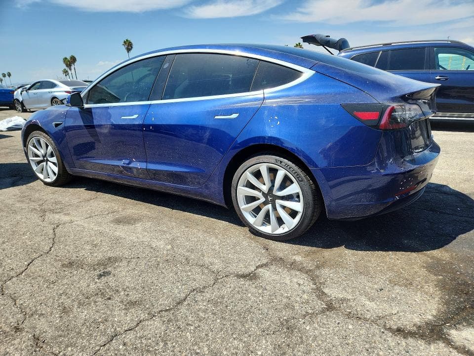 2020 TESLA MODEL 3 2