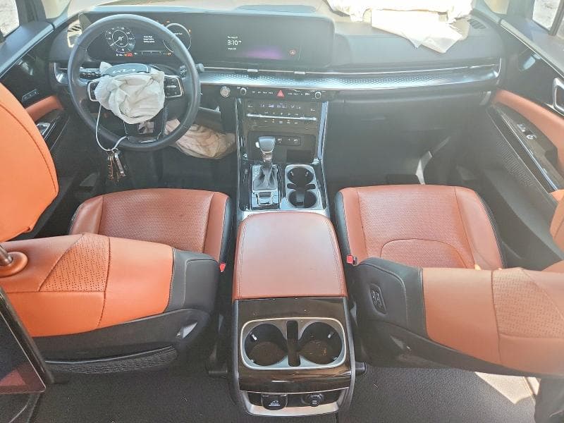 2023 KIA CARNIVAL SX PRESTIGE 8