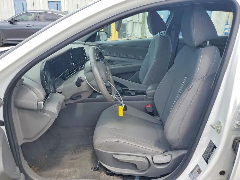 2021 HYUNDAI ELANTRA SEL 7