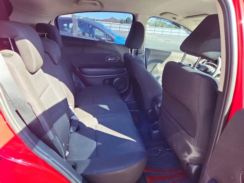 2018 HONDA HR-V LX 11