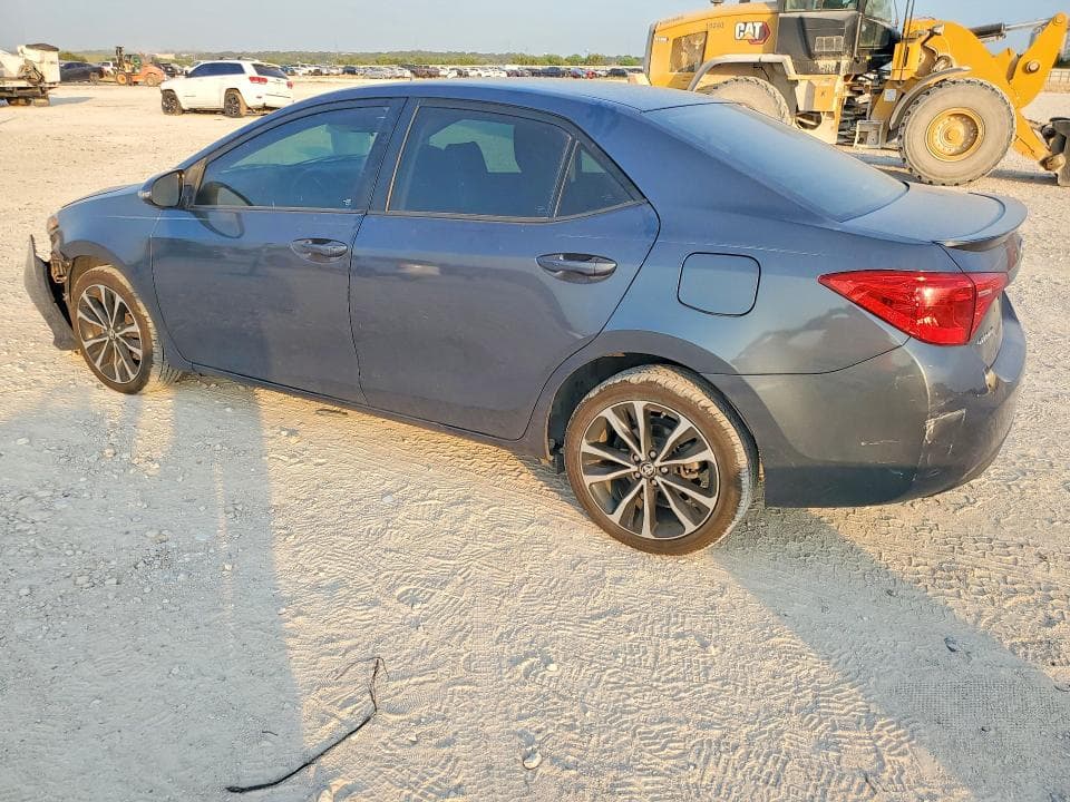 2017 TOYOTA COROLLA SE 2