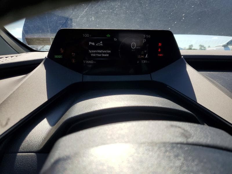 2025 TOYOTA PRIUS LE 9