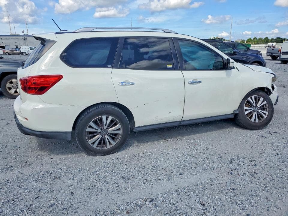 2017 NISSAN PATHFINDER SV 3