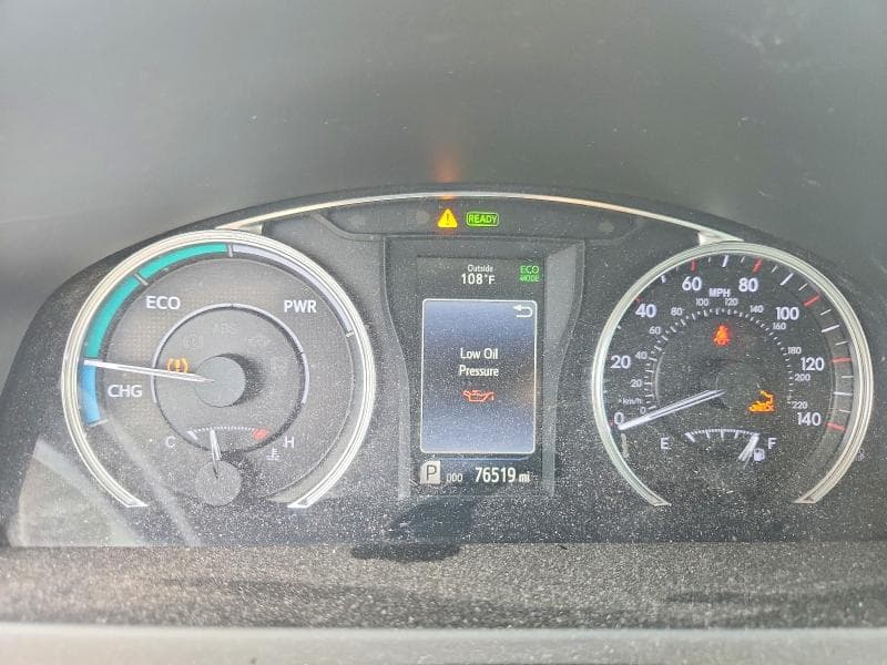 2017 TOYOTA CAMRY HYBRID SE 9