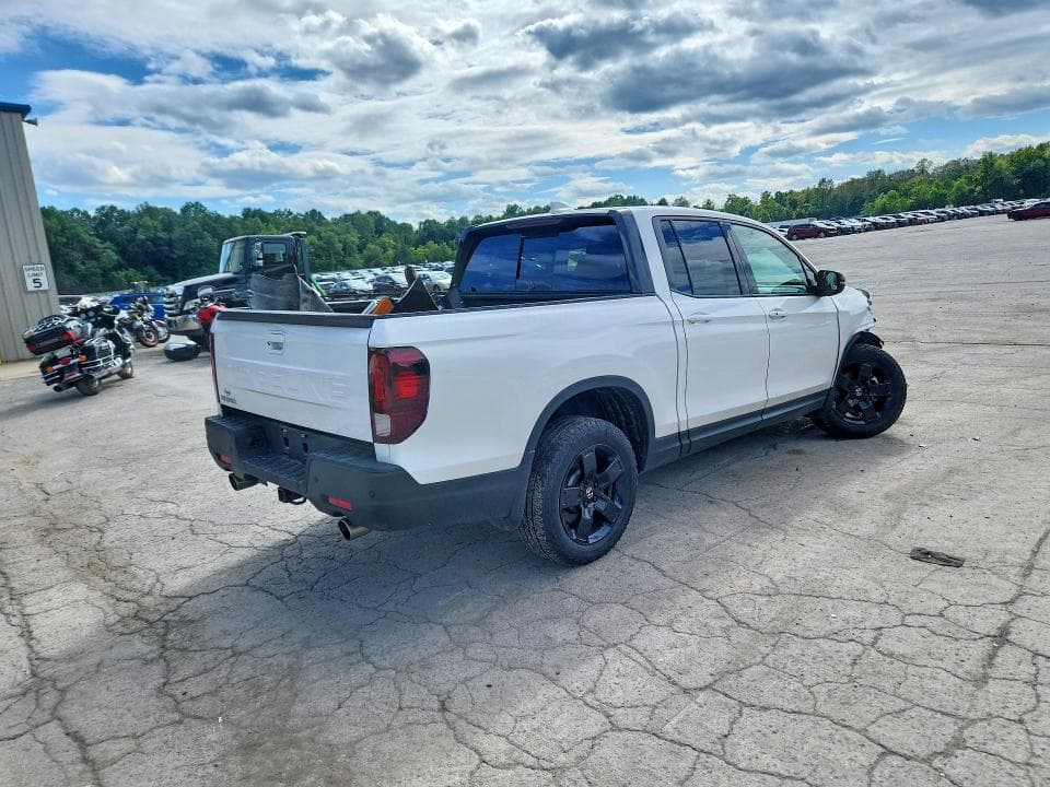 2025 HONDA RIDGELINE BLACK EDITION 3