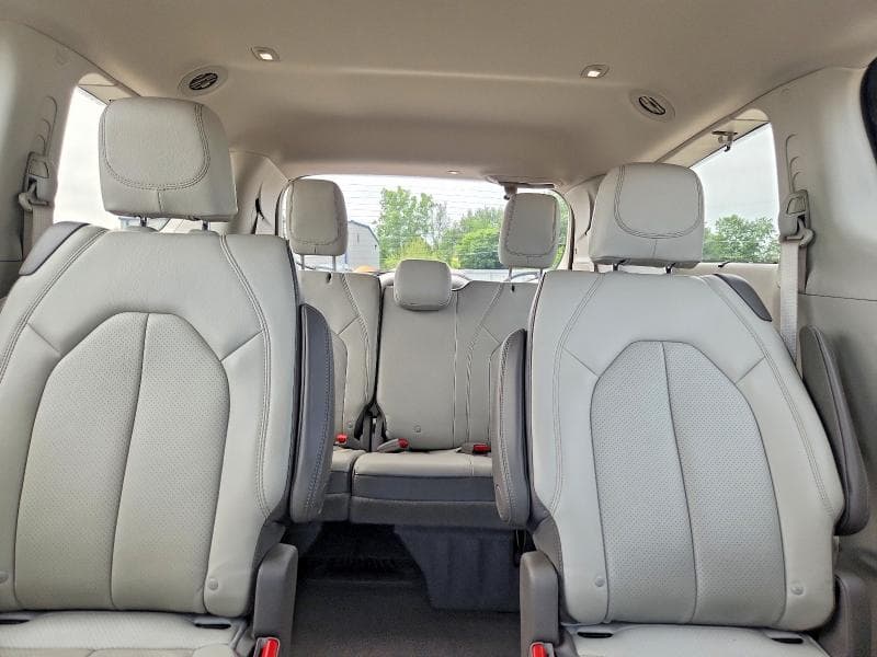 2019 CHRYSLER PACIFICA TOURING L 10
