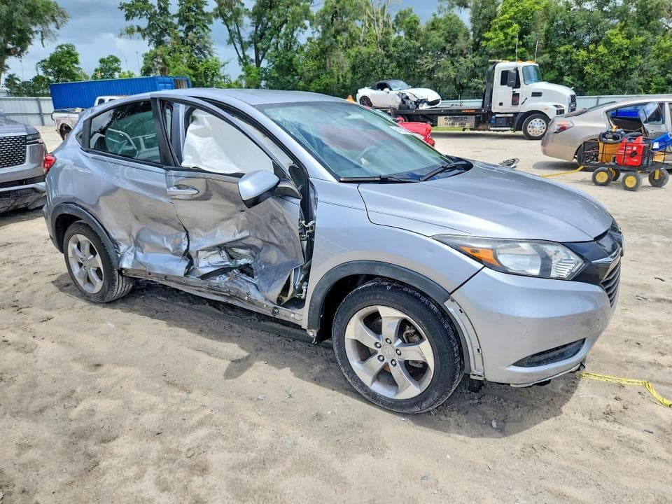 2017 HONDA HR-V LX 4