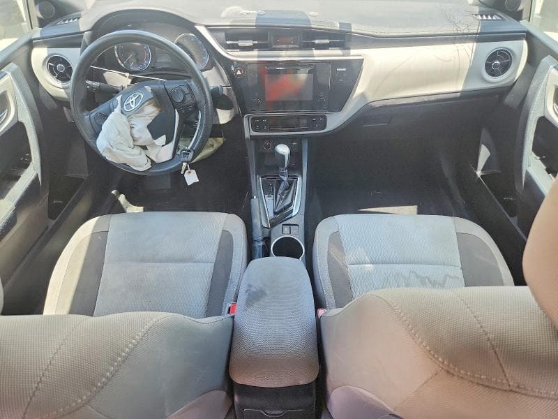 2017 TOYOTA COROLLA LE 8