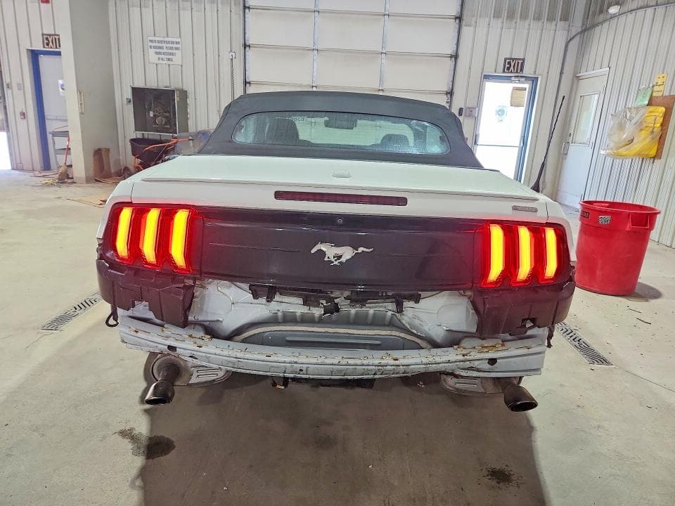 2021 FORD MUSTANG 6