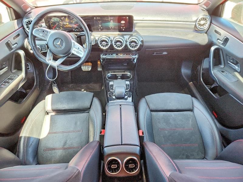 2019 MERCEDES-BENZ A 220 8