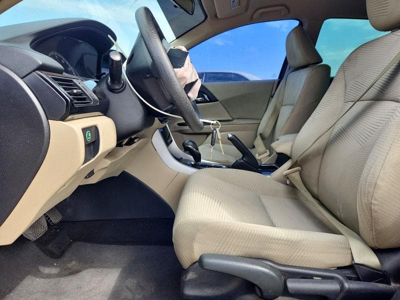2017 HONDA ACCORD LX 7