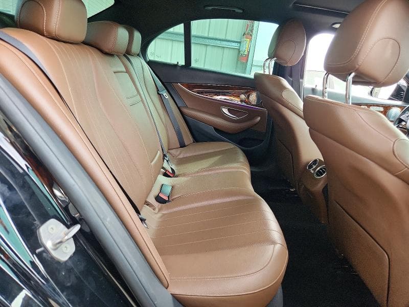 2017 MERCEDES-BENZ E 300 10