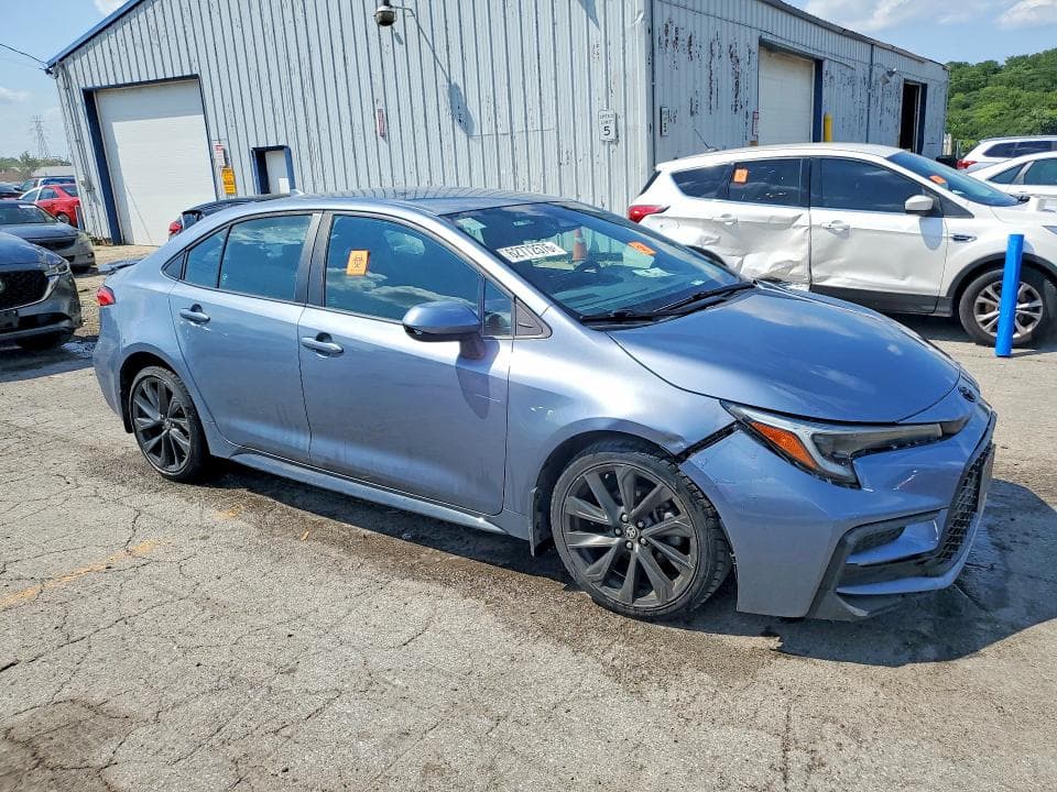 2023 TOYOTA COROLLA SE 4