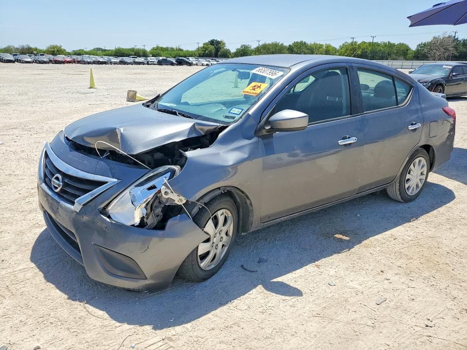 2019 NISSAN VERSA SV - 1