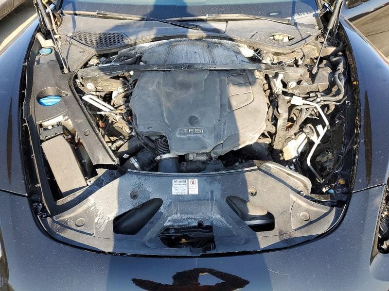 2018 PORSCHE PANAMERA 4 11