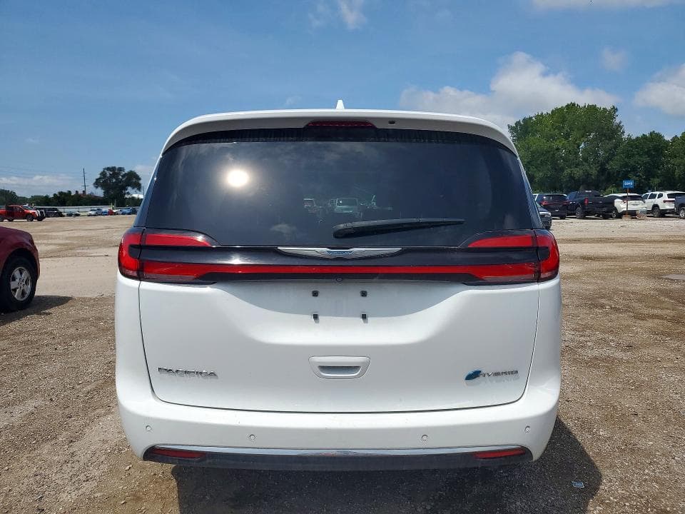 2021 CHRYSLER PACIFICA HYBRID LIMITED 6