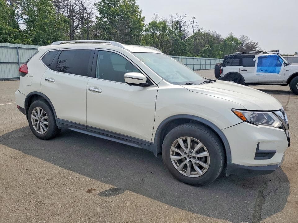 2018 NISSAN ROGUE SV 4