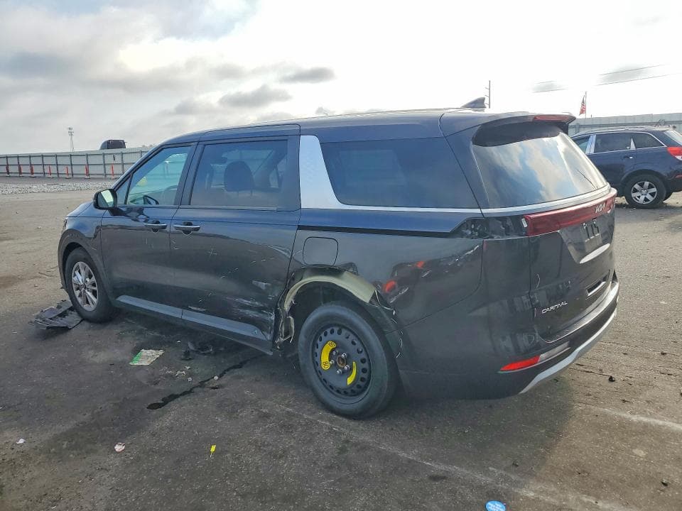 2024 KIA CARNIVAL LX 2