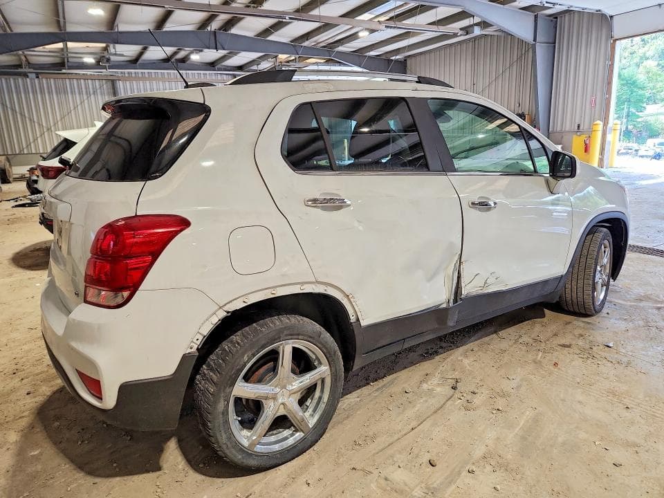 2017 CHEVROLET TRAX 1LT 3