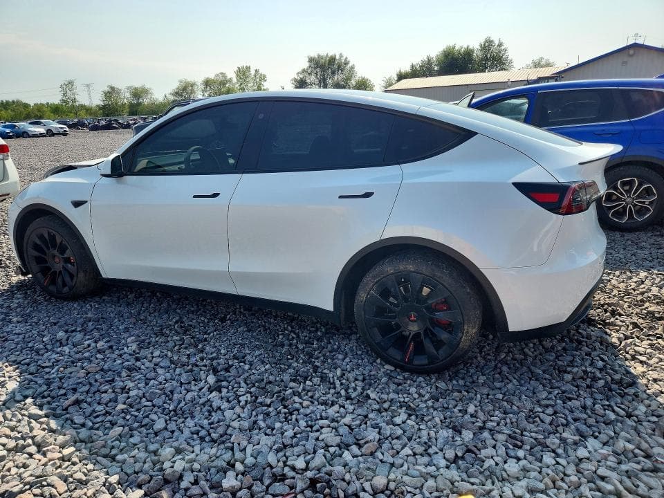 2023 TESLA MODEL Y 2