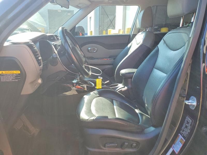 2017 KIA SOUL + 7