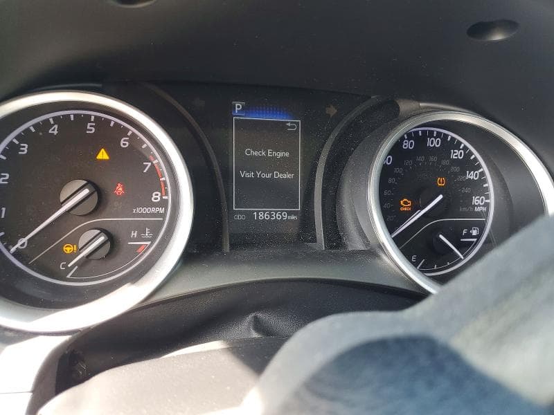 2021 TOYOTA CAMRY LE 9