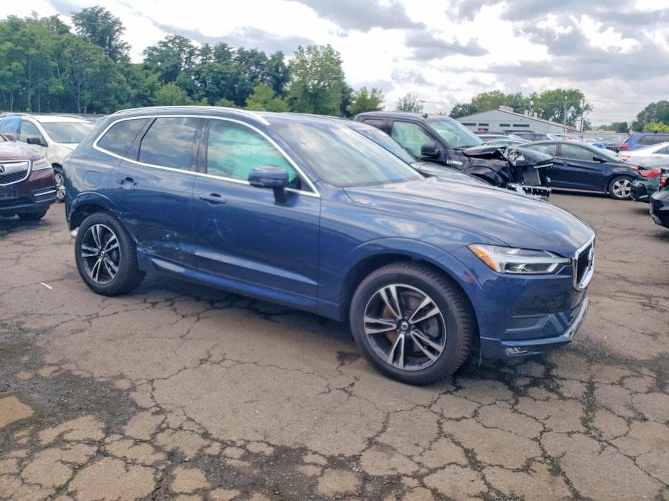2020 VOLVO XC60 T6 MOMENTUM 4