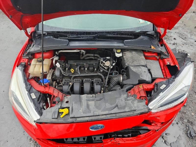 2017 FORD FOCUS SE 11