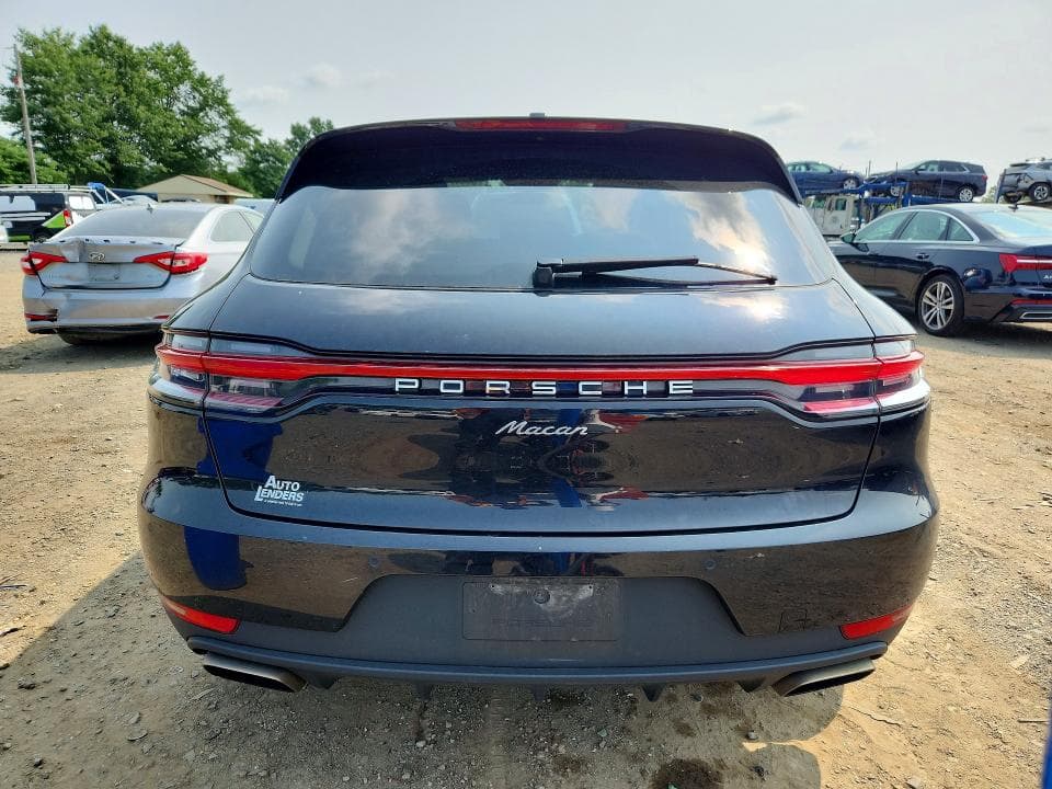2021 PORSCHE MACAN 6
