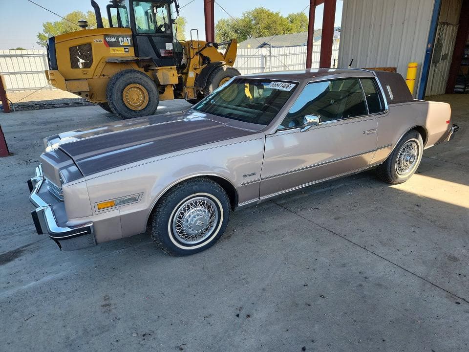 1984 OLDSMOBILE TORONADO BROUGHAM - 1