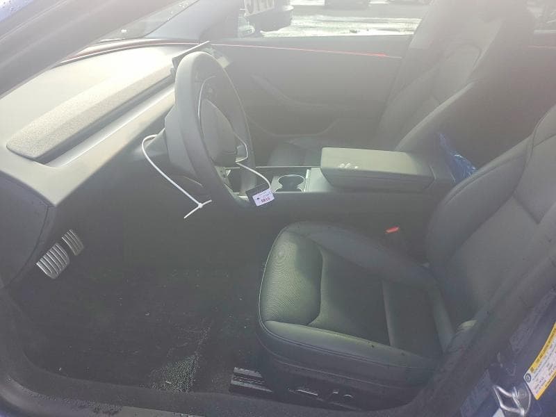 2025 TESLA MODEL 3 7
