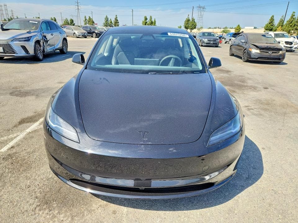 2026 TESLA MODEL 3 5