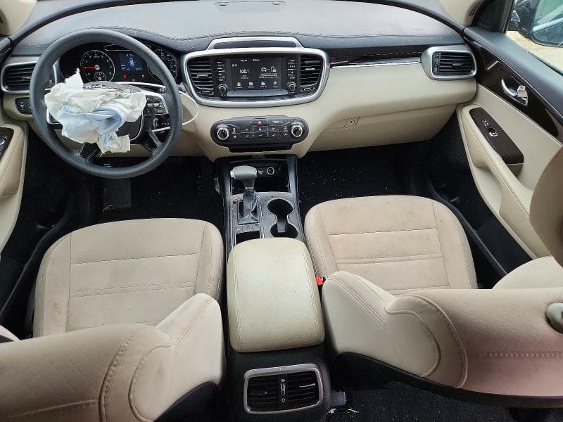 2020 KIA SORENTO LX 8