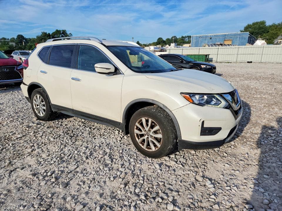 2020 NISSAN ROGUE SV 4