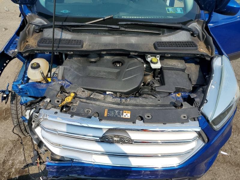 2017 FORD ESCAPE SE 11
