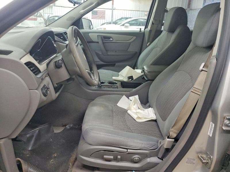 2017 CHEVROLET TRAVERSE LS 7