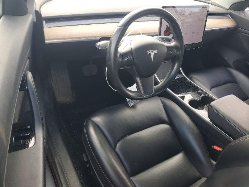 2018 TESLA MODEL 3 8