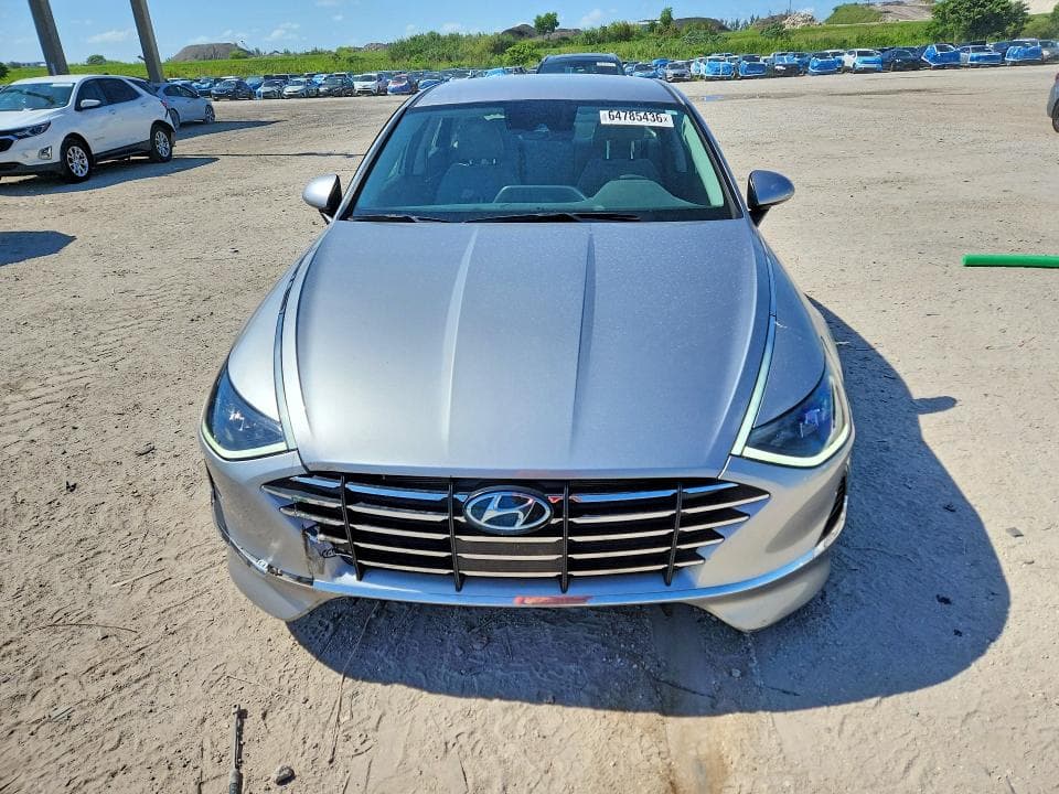 2022 HYUNDAI SONATA SE 5