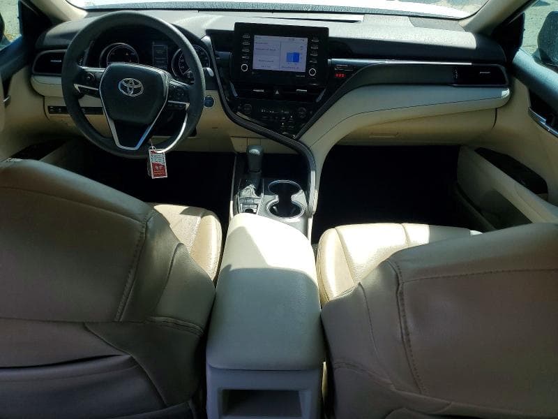 2022 TOYOTA CAMRY LE 8