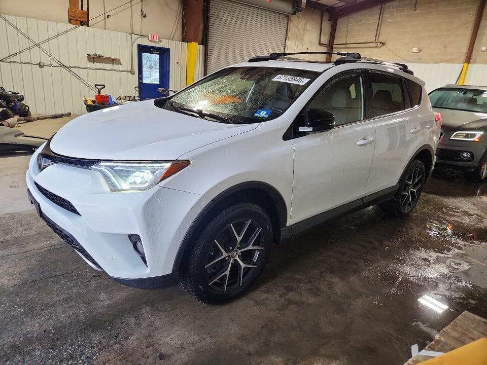 2018 TOYOTA RAV4 SE - 1