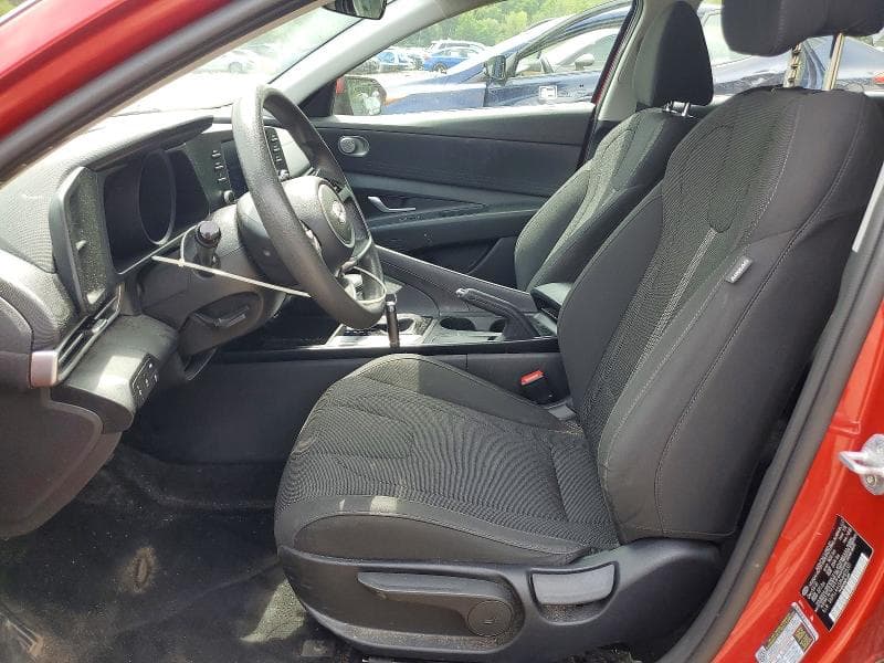 2021 HYUNDAI ELANTRA SE 7