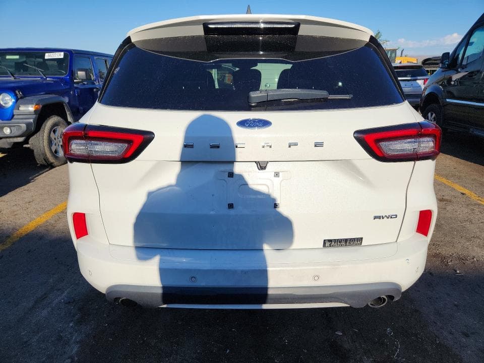2023 FORD ESCAPE ST LINE SELECT 6