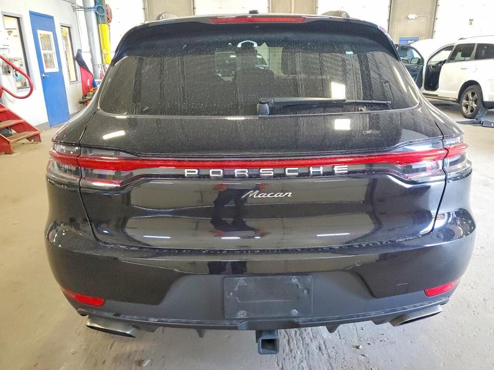 2019 PORSCHE MACAN 6