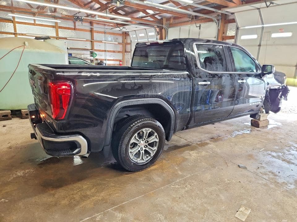 2026 GMC SIERRA K1500 SLT 3