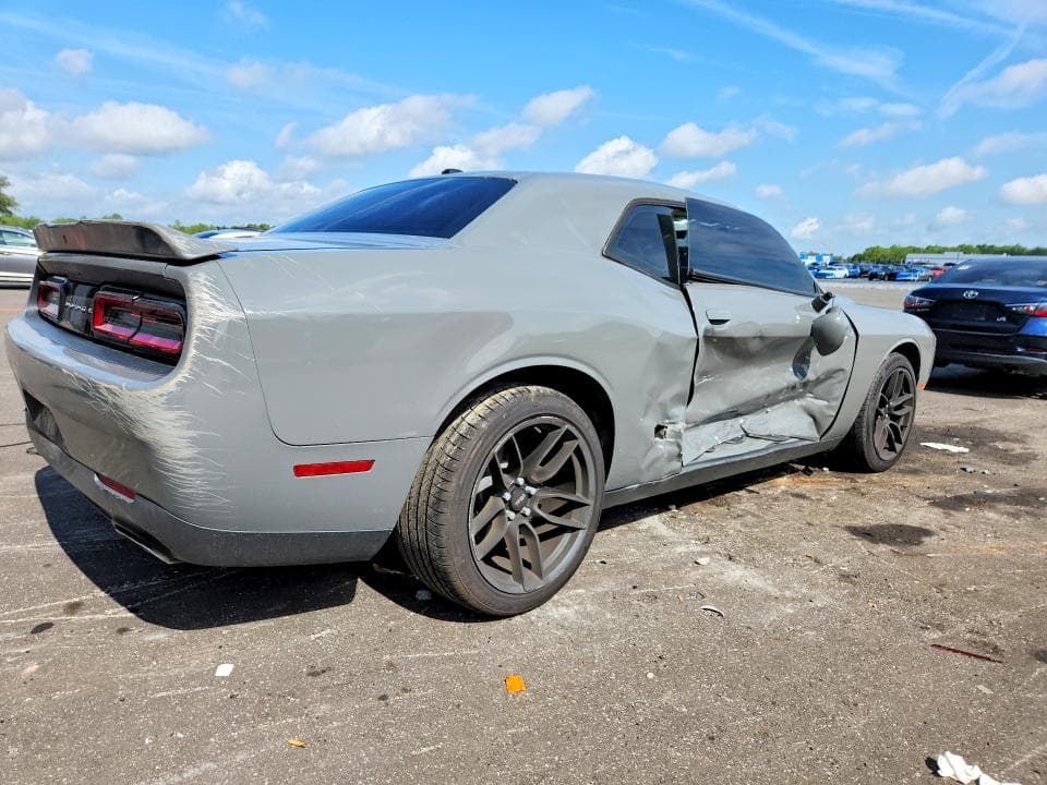 2019 DODGE CHALLENGER SXT 3