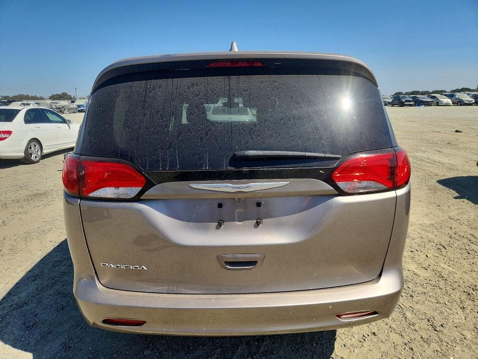 2017 CHRYSLER PACIFICA TOURING 6